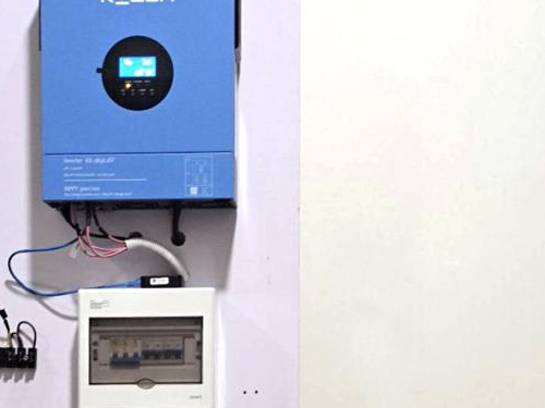 Pannelli solari da 550W + Inverter da 5 kW in-griglia + batteria al litio da 10kWh costruisci un sistema di accumulo solare integrato per la casa